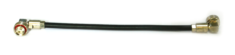 Assemblaggio del cavo del maschio del maschio del maschio al maschio
